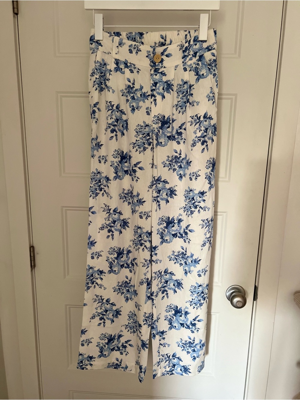 Blue Floral Pants Size Small